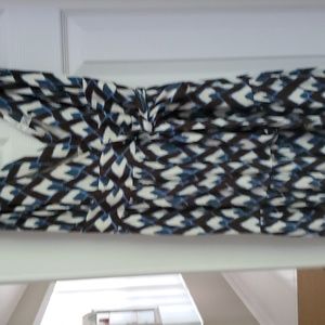 Wrap dress size 6 Diane Van Furstenberg 100 % silk original price $200 ,,plus